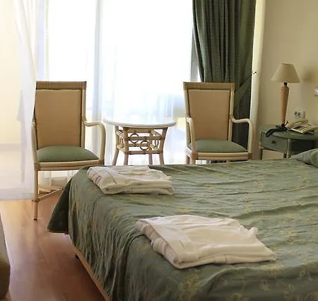 Presa Di Finica & Курортный комплекс 5*