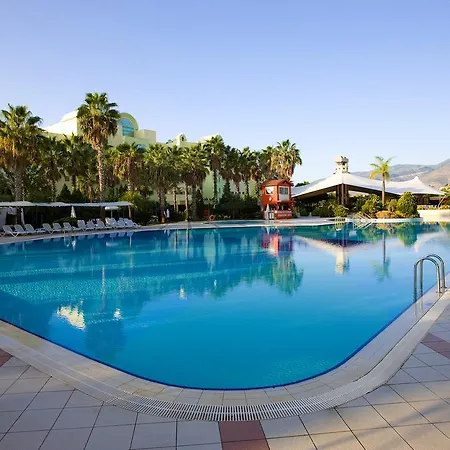 Presa Di Finica & Курортный комплекс 5*